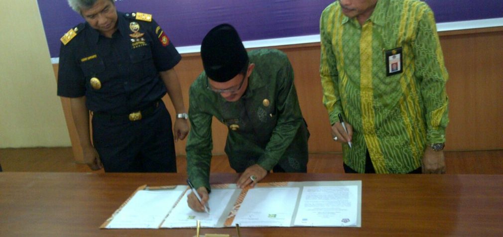 Dirjen Bea Cukai Hibahkan Lahan 1.120 Meter Guna Pembangunan Musi IV Palembang