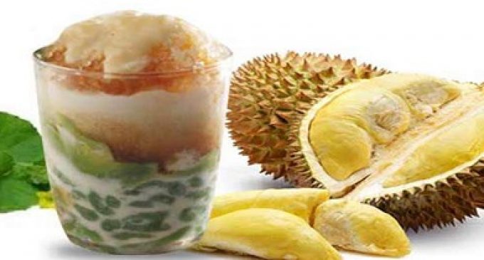 Minum Es Cendol Durian Penawar Dahaga