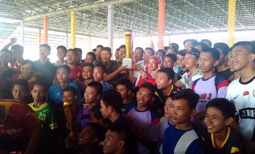 88 Klub Futsal Pelajar Perebutkan Piala Bergilir Walikota