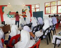 Telkomsel Gelar Edukasi #internetBAIK Hingga Perbatasan Negara