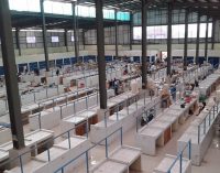 Pedagang 10 Ulu Pilih Jualan Diluar Kios