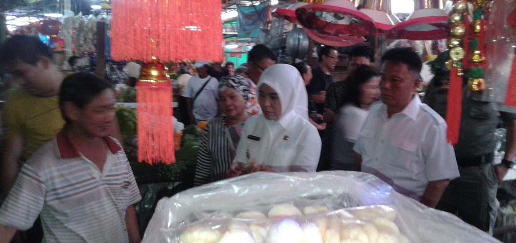 Pasar Buah Temenggung Butuh Perhatian