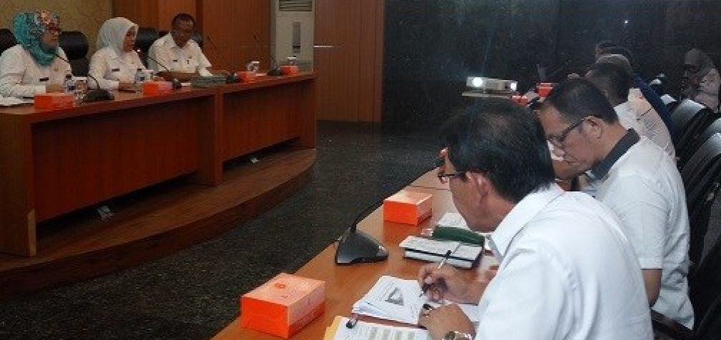 Pemkot “Warning” Pemilik Reklame Yang Menyalahi Aturan