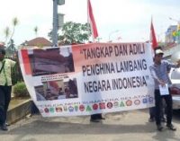 Tuntut Pembawa Bendera Coret Diproses Hukum