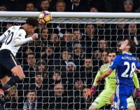 Chelsea Tumbang di White Hart Lane