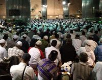 Ribuan Massa Aksi 112 Sholat Tahajud di Masjid Istiqlal