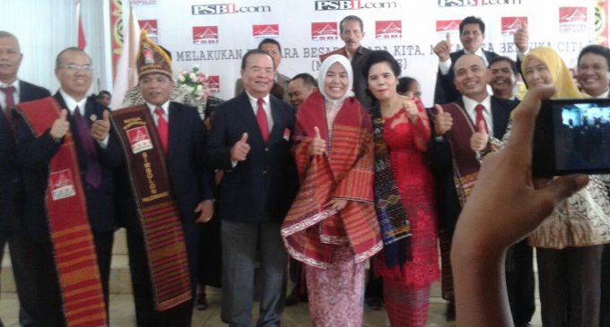 Apresiasi Pemkot, Marga Simbolon Dukung Sisi Sosial Wako Dan Wawako Palembang