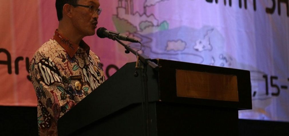 Sampah Plastik Persoalan Serius di Indonesia