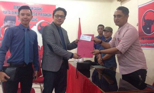 Darmadi Jufri Ambil Formulir Penjaringan Balon Wako