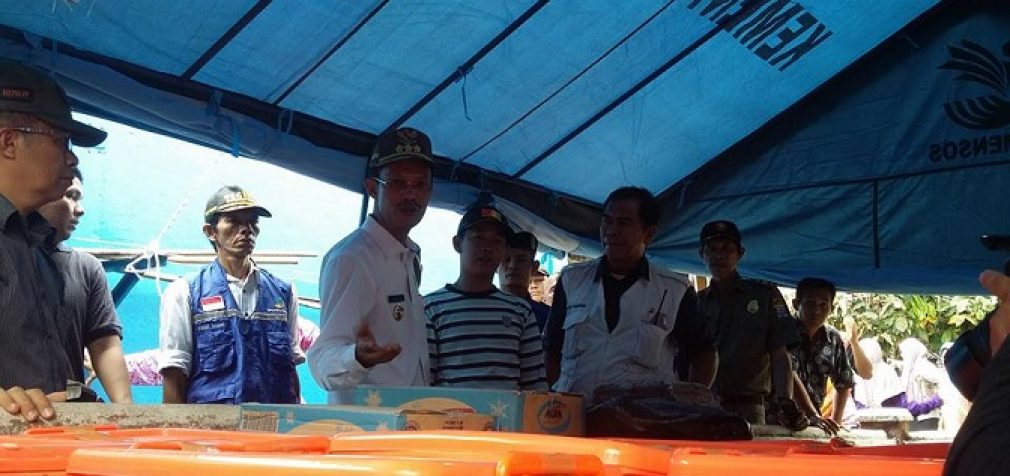 Walikota Serahkan Bantuan Korban Kebakaran Silaberanti