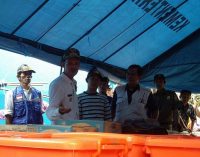 Walikota Serahkan Bantuan Korban Kebakaran Silaberanti