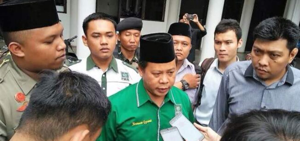 Menanti Pinangan Golkar, Hernoe Ambil Formulir Penjaringan