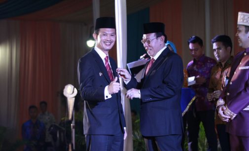 Walikota Palembang Terima Penghargaan Dari BKKBN