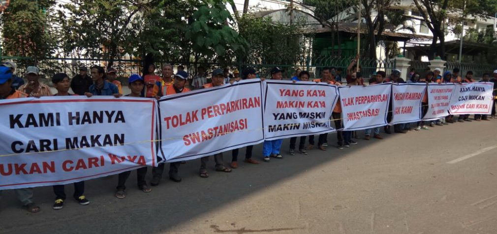 Ratusan Jukir Suarakan Penolakan Sistem Parkir Online