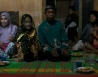 Pria Brondong Nikahi Nenek Kajut 71 Tahun