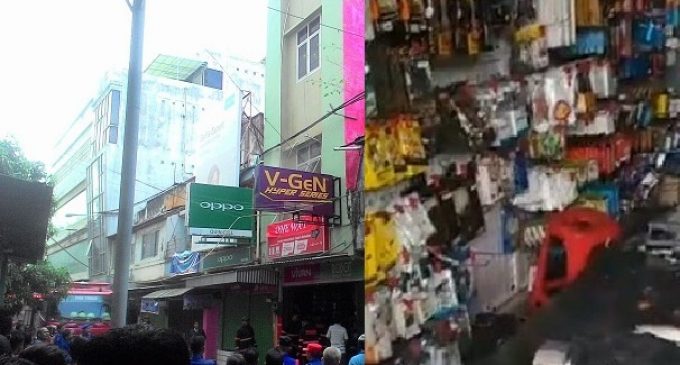 Toko HP Dan Accesoris One Way Terbakar