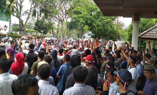Lagi, Sopir Angkot di Palembang Demo Angkutan Online