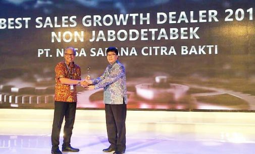 PT. NSCB Sumsel Raih Penghargaan Best Sales Growth Dealer 2017 Non Jabodetabek