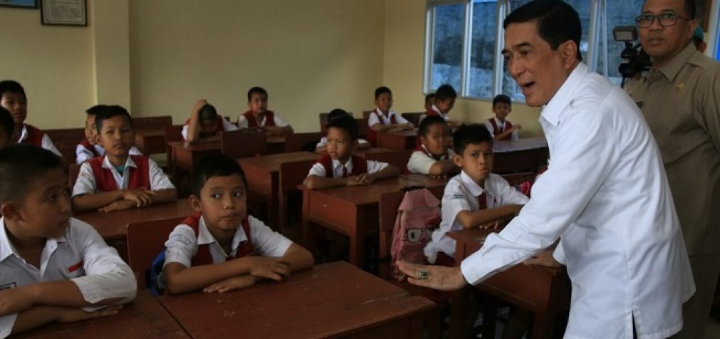 Akhmad Najib Resmikan Pembangunan Gedung SDN 16 Palembang
