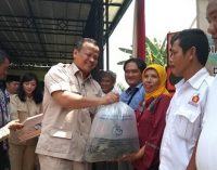 Kunker Edhy Prabowo Bagikan 20.000 Ekor Benih Ikan Patin