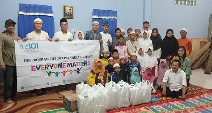 The 1O1 Palembang Rajawali Sahur Bersama Anak – Anak  Panti Asuhan Al-Madinah