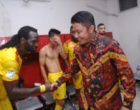 Gubernur Sumsel Masuk Ruang Ganti, Sriwijaya FC Terancam Denda