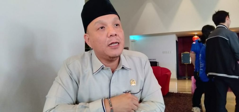 Dampak Pelarangan Parkir, Omzet Turun, Pemilik Toko Mulai Kurangi Karyawan