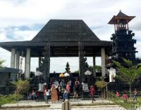 Pura Kahyangan Swarnadwipa Sedot Animo Pengunjung