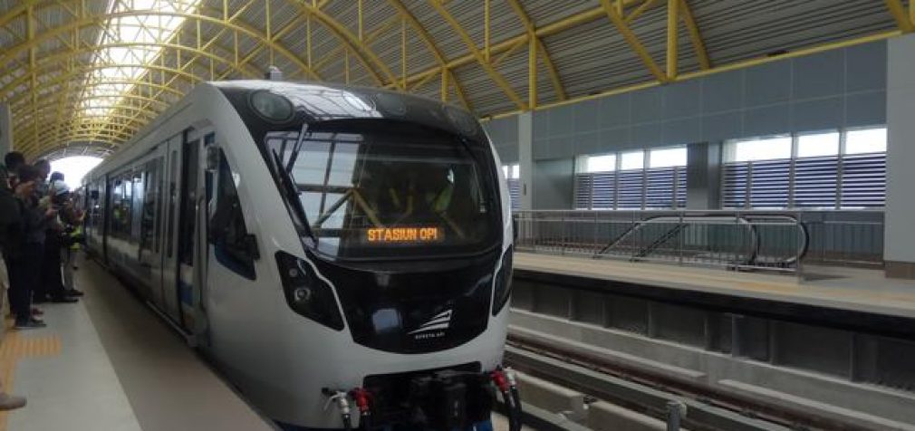 LRT Palembang Sepi Penumpang