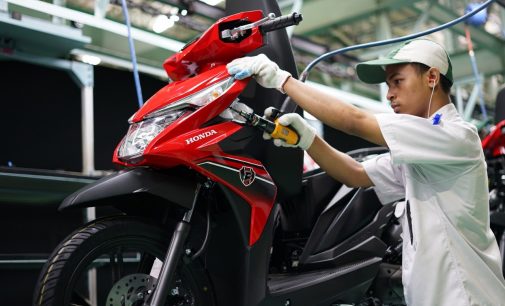 New Honda BeAT eSP dan New Honda BeAT Street eSP Kini Tampil Lebih Segar