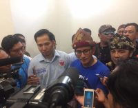 Jokowi Punya Tiga Kartu Sakti, Sandiaga Cukup E-KTP Saja