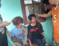 Warga Beramai – Ramai Hajar Dua Pelaku Begal