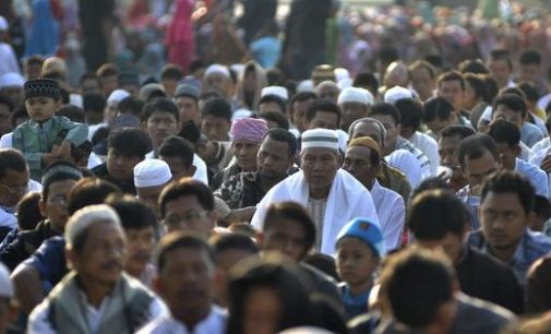 Ratusan Warga Pontianak Laksanakan Sholat Idul Fitri Hari Ini