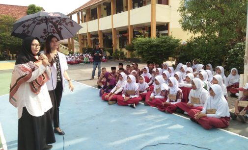 Penyuluhan Kesehatan Tutup MPLS SMP 46 Palembang