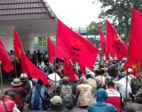 Hutang Ganti Rugi Pembebasan Lahan Petani Desa Peninjauan Masih Terkatung – Katung