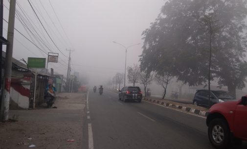 Kabut Asap Makin Pekat, Jarak Pandang Hanya 50 Meter