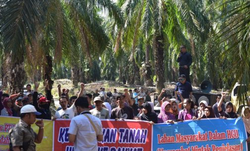Masyarakat Desa Tanjung Agung Demo PT. BSP Tuntut Kembalikan Tanah Ulayat