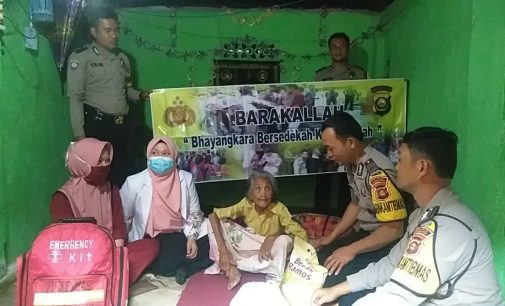 Bhayangkara Bersedekah Polsek Tanjung Agung