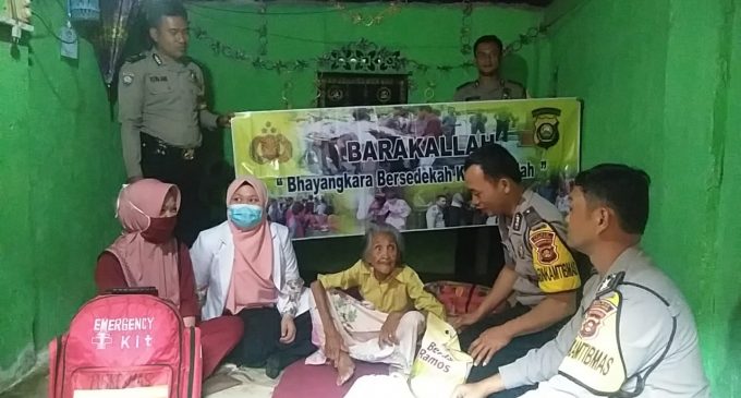 Bhayangkara Bersedekah Polsek Tanjung Agung