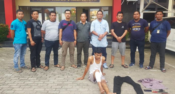 Buronan Kasus Curanmor Ini Menyerah Usai Ditembak Polisi