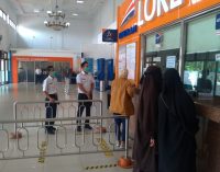 Penumpang KA dan LRT Wajib Pakai Masker