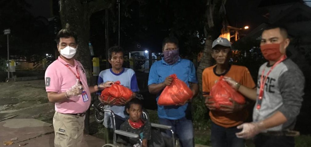 DPD FERARI Peduli dan Adv Joni YAP Bagikan 250 Paket Sembako