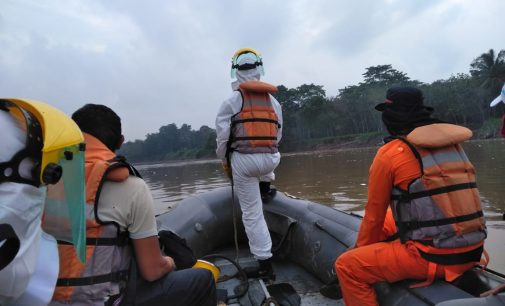 Basarnas Sumsel Terjun Cari Pencari Ikan Yang Tercebur dan Hilang di Sungai Ogan