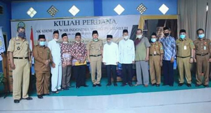 Wako Hadiri Kuliah Perdana Mahasiswa ADI Prabumulih