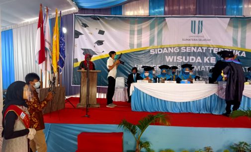 USS Cetak 169 Sarjana Baru, Berjiwa Entrepreneur di Era Industri 4.0