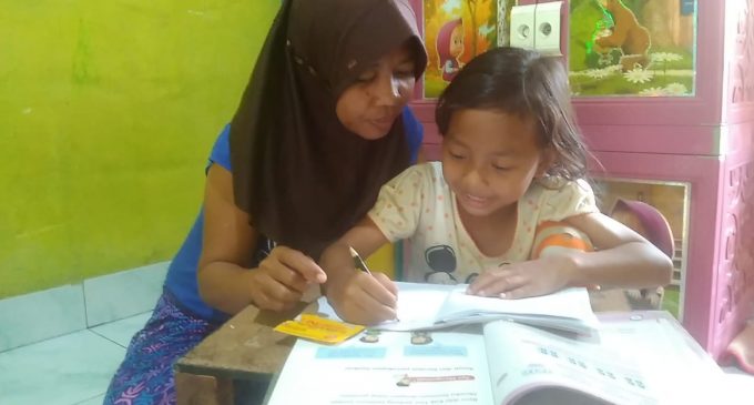 Indosat Ooredoo Fasilitasi Kebutuhan Ortu dan Guru