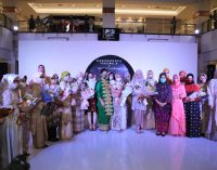 Jumputan Nanas Prabumulih Pukau Pengunjung Palembang Fashion Food Festival 2020