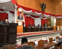 Mawardi Yahya Sampaikan Penjelasan Terhadap 9 Raperda Provinsi Sumsel