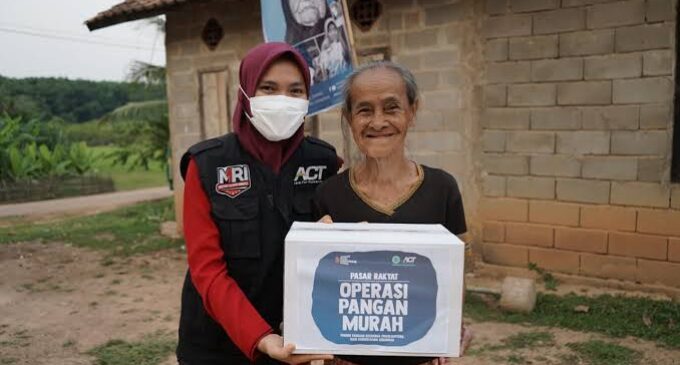 Bantu Kebutuhan Warga di Era Normal Baru, Giat Operasi Pangan Murah Sasar Prasejahtera di Palembang