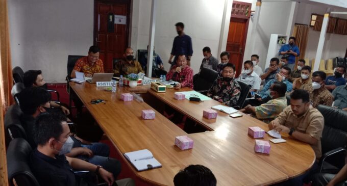 Rapat Soal Sampel Baku Mutu Debu Batu Bara Diwarnai Aksi Walk Out